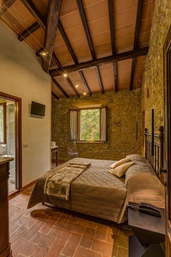 Agriturismo Casanova Di Pescille San Gimignano Exterior photo