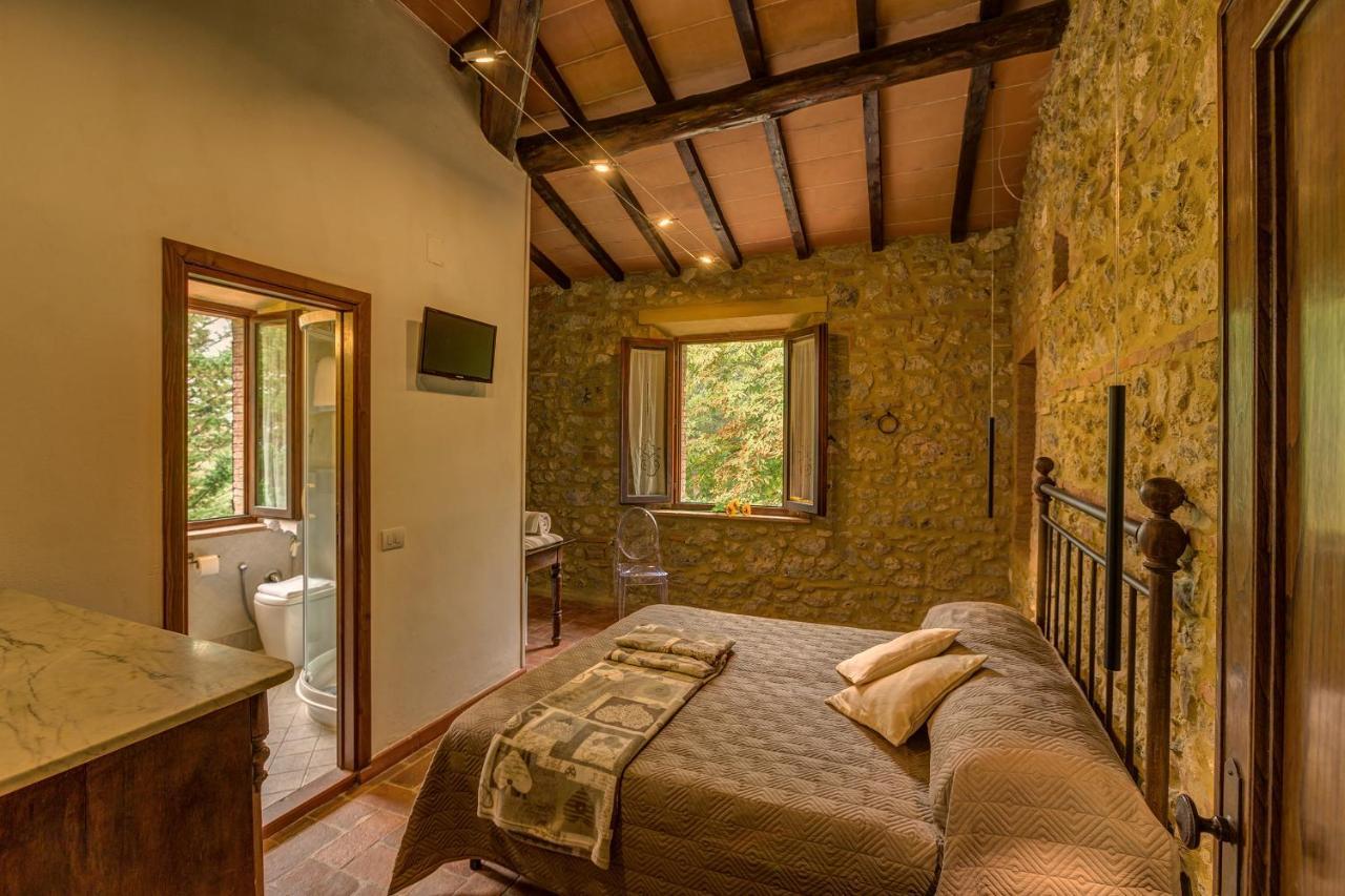 Agriturismo Casanova Di Pescille San Gimignano Exterior photo