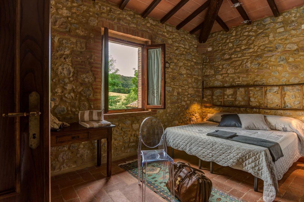 Agriturismo Casanova Di Pescille San Gimignano Exterior photo