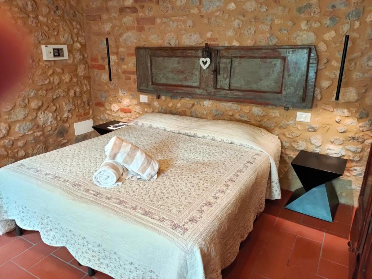 Agriturismo Casanova Di Pescille San Gimignano Exterior photo