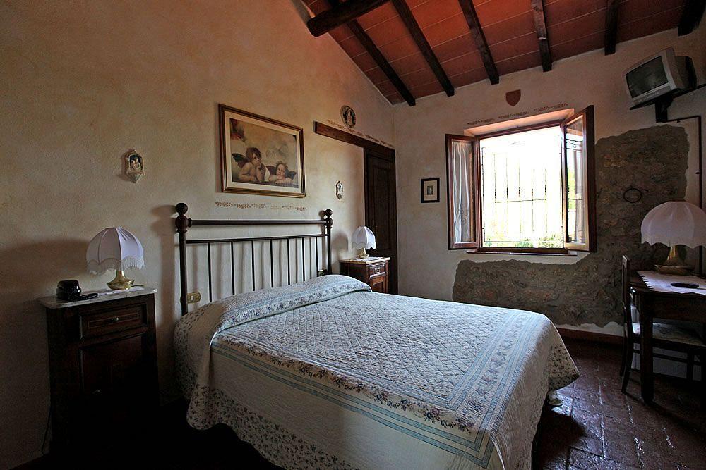 Agriturismo Casanova Di Pescille San Gimignano Exterior photo