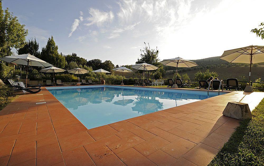 Agriturismo Casanova Di Pescille San Gimignano Exterior photo