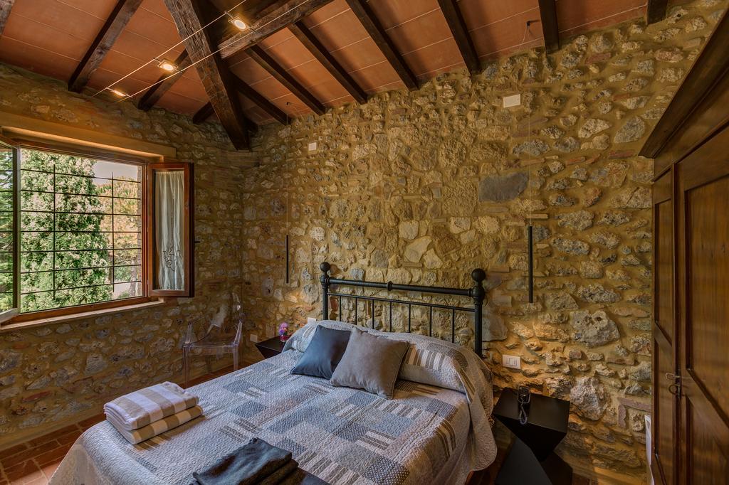 Agriturismo Casanova Di Pescille San Gimignano Exterior photo